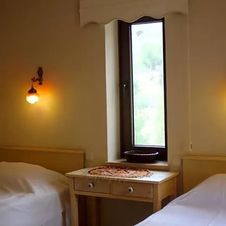 Gokbel Sleeps 7 Pool Air Con Wifi
